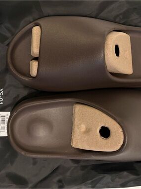 Men’s Chocolate Yeezy Slides